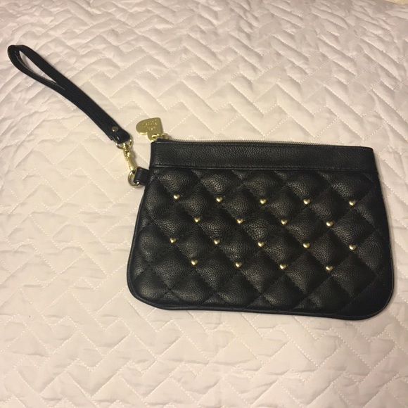 Betsey Johnson Handbags - ✨NWOT‼️Betsy Johnson Wristlet 🖤